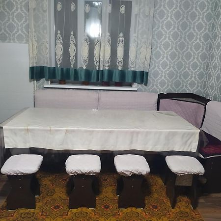 Jusup Guest House, Hostel Dzhangyaryk Extérieur photo