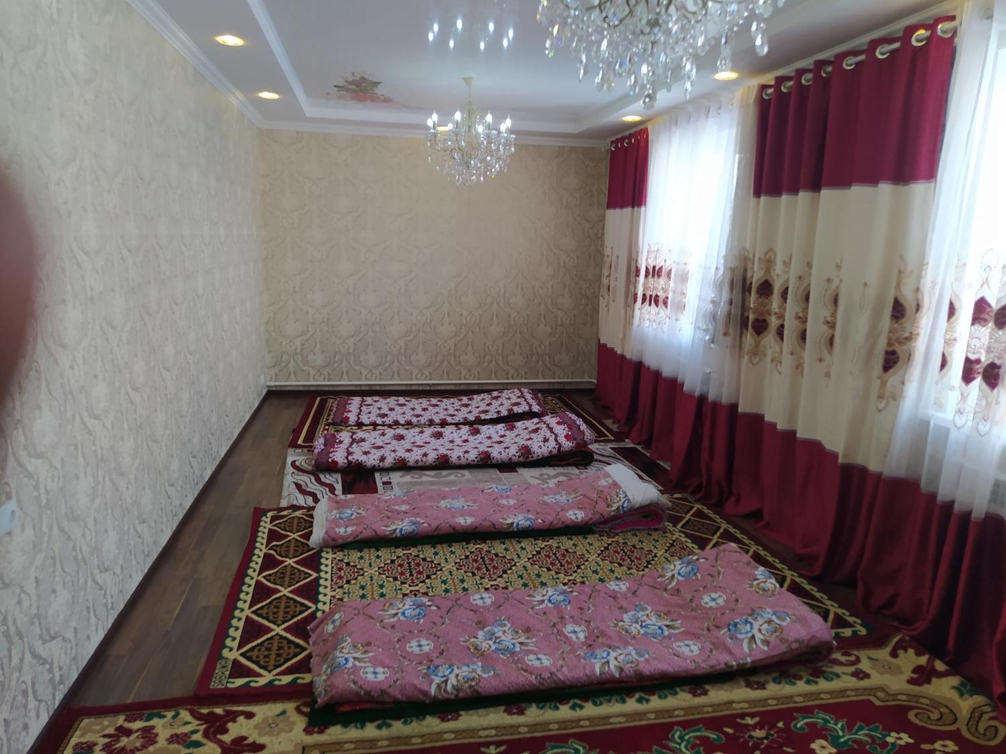Jusup Guest House, Hostel Dzhangyaryk Extérieur photo