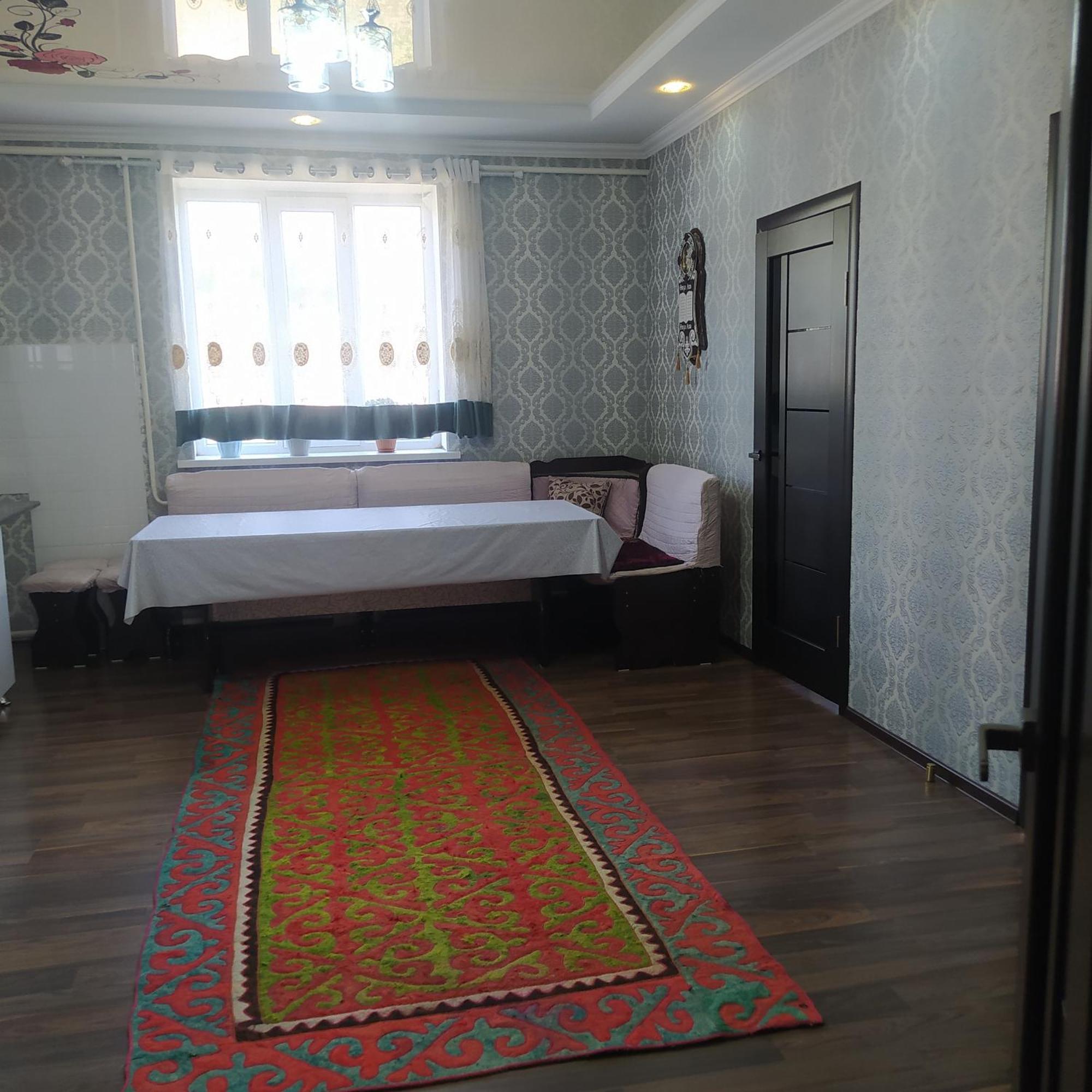 Jusup Guest House, Hostel Dzhangyaryk Extérieur photo